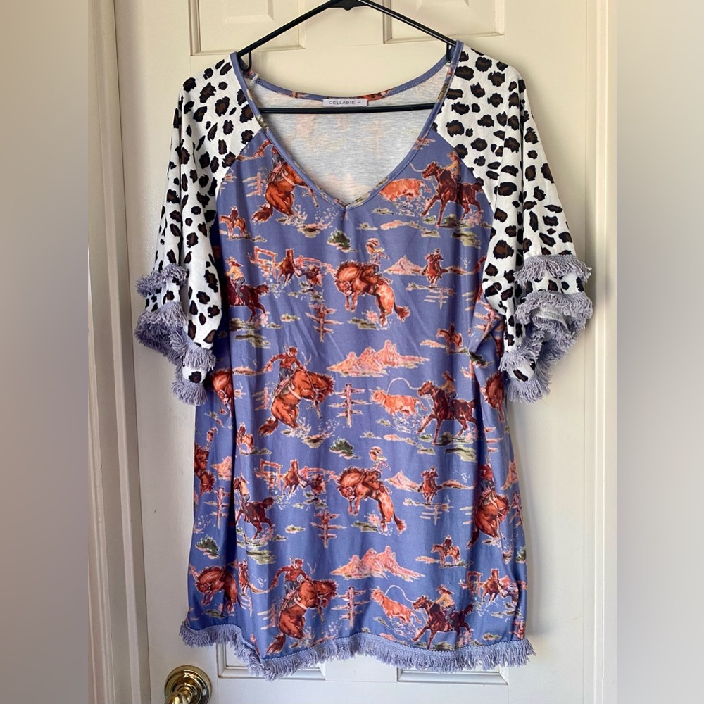 Women’s XL Fun Cowgirl Western Rodeo w/Animal Print Top with Blue Fringe Accents